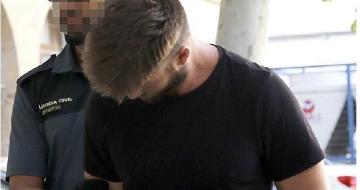 Βασάνιζε και βίαζε επί δύο 24ωρα τη σύντροφό του γιατί κοίταξε άλλον άνδρα[photos]