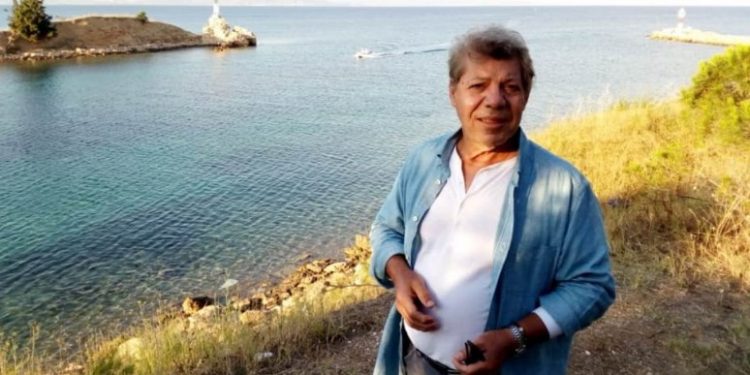 Βαγγέλης Κονιτόπουλος: Δύσκολες στιγμές για τον τραγουδιστή – Στο… σφυρί το «ανάκτορό» του