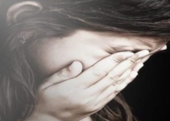 Ελλάδα 2019-Είναι εξοργιστικό! Κοριτσάκι λέει στην Μαμά του: «Σε παρακαλώ δώσε μου λίγο κρέας-Δεν θέλω άλλα μακαρόνια»