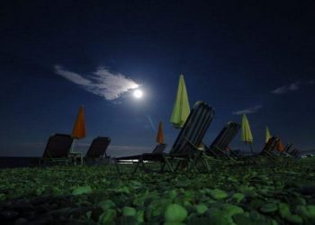 Ρόδος: Νύχτα κόλαση για ανήλικο σε παραλία – Ο πατέρας του, τον άφησε σε λάθος χέρια