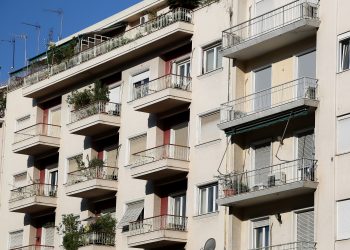 ακίνητα-οικοδομή-σπίτια-διαμερίσματα-agora-akinitwn-anakampsi