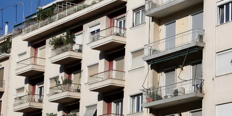 ακίνητα-οικοδομή-σπίτια-διαμερίσματα-agora-akinitwn-anakampsi