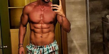 Alldaynews.gr Αυτός είναι ο Έλληνας που αναδείχθηκε ως ο δεύτερος ομορφότερος άντρας του κόσμου!