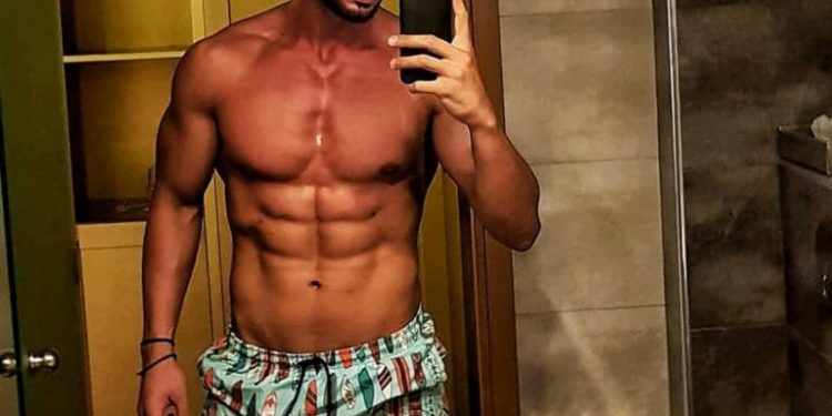 Alldaynews.gr Αυτός είναι ο Έλληνας που αναδείχθηκε ως ο δεύτερος ομορφότερος άντρας του κόσμου!