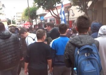 Θεσσαλονίκη: Μαθητές δίνουν το …κακό παράδειγμα! «Έξω από τα σχολεία οι λαθρομετανάστες» (Video)