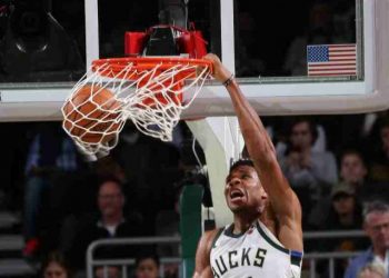 Αντετοκούνμπο: Ισοφάρισε ρεκόρ από το 1978! (vid)