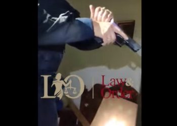 Βίντεο ντοκουμέντο! Η στιγμή της σύλληψης ενός διαρρήκτη κρυμμένου σε ντουλάπα στην Ηλιούπολη!