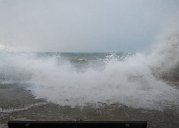 Ραγδαία επιδείνωση του καιρού από την Πέμπτη με βροχές, καταιγίδες και χαλάζι – Πού θα είναι έντονα τα φαινόμενα