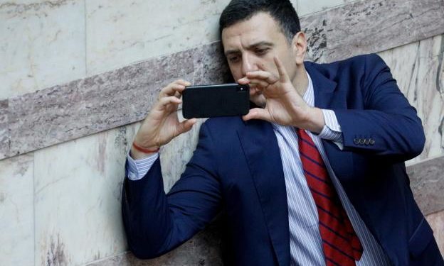 Alldaynews.gr Άκυρη η επιδότηση για σόμπες λόγω καπνίσματος του Κικίλια (vid)