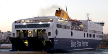 Alldaynews.gr Θάνατος επιβάτη στο Blue Star 2