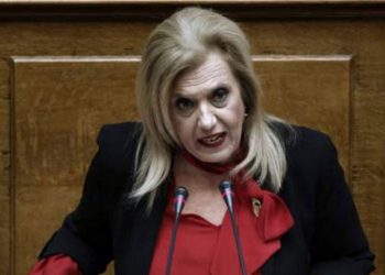 «Μας κλέψανε 20 εκατ. ευρώ! Τότε έφτασα 102 κιλά και άρχισα να καπνίζω, έτρωγα ανεξέλεγκτα»
