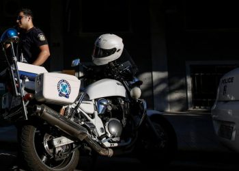 Άγριος καυγάς μεταξύ αξιωματικών της ΕΛ.ΑΣ. – Στο νοσοκομείο ο ένας