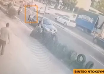 “Εσύ είσαι ο άνθρωπος που πήρε τη ζωή του πατέρα μου;” Βίντεο ντοκουμέντο από το θανατηφόρο τροχαίο στο Πικέρμι