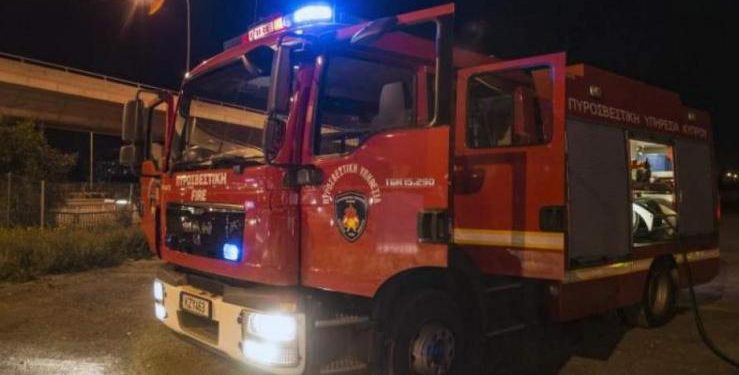 Ζευγάρι εγκλωβίστηκε σε μπαλκόνι στην Πάτρα – Εντός διαμερίσματος τα ανήλικα παιδιά τους