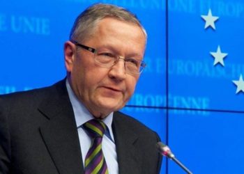 Δήλωση “βόμβα” του Ρέγκλινγκ: To βασικό έργο του ESM θα είναι να παρακολουθεί την Ελλάδα για πολλές δεκαετίες