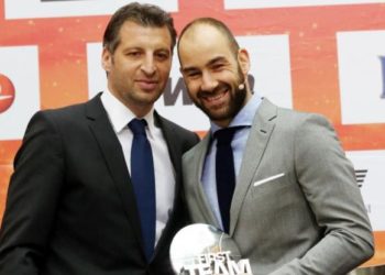 Εταιρεία προφυλακτικών έκανε δώρο στον Σπανούλη – Απίστευτο τρολάρισμα από Παπαλουκά