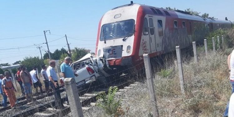 Alldaynews.gr ΤΩΡΑ: Σύγκρουση τρένου με ΙΧ στον Πύργο!