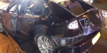 Ψέκασε με αποσμητικό χώρου το αυτοκίνητο και άναψε τσιγάρο