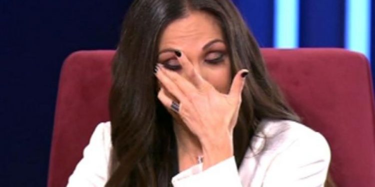 Alldaynews.gr Συγκινημένη μίλησε για την επέμβαση στο κεφάλι της – “Παναγία μου, τι πάω να κάνω;” (vid)