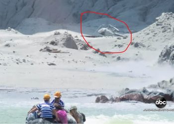 «Δεν επέζησε κανείς στο νησί»: Τραγικός επίλογος για την ηφαιστειακή έκρηξη στη Ν. Ζηλανδία (pics, video)