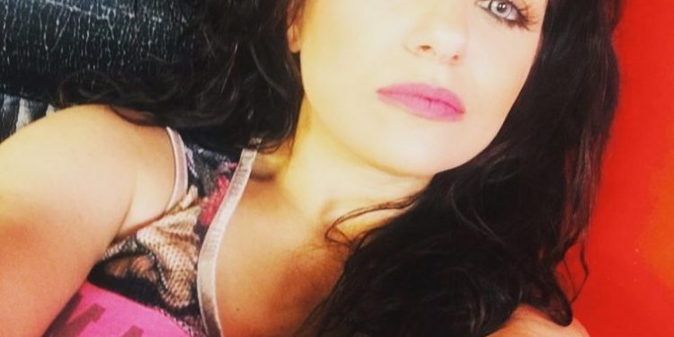 Alldaynews.gr Ιωάννα Πανταζοπούλου. Αυτή είναι η μάνα του νεκρού παιδιού στο Περιστέρι. Το παρελθόν και…