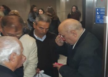 Αίμα,μπουνιές και σπασμένα γυαλιά στο μετρό του Συντάγματος (pics, vid)