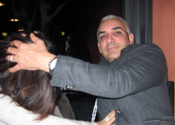 «Ίλιγγος» στον Άλκη Δαυίδ: Καταδικάστηκε να πληρώσει 58 εκατ. δολ. για «προσποίηση σε στοματικό σ3ξ»