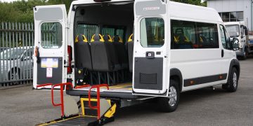 Alldaynews.gr Η καλή είδηση έρχεται από την Κρήτη: Ηλεκτρικά οχήματα και μίνι λεωφορείο για τα ΑμεΑ