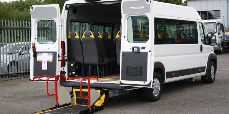 Alldaynews.gr Η καλή είδηση έρχεται από την Κρήτη: Ηλεκτρικά οχήματα και μίνι λεωφορείο για τα ΑμεΑ