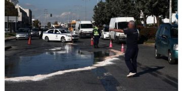 Alldaynews.gr Τραγικός θάνατος στην Καστοριά! Παρασύρθηκε από τουριστικό λεωφορείο