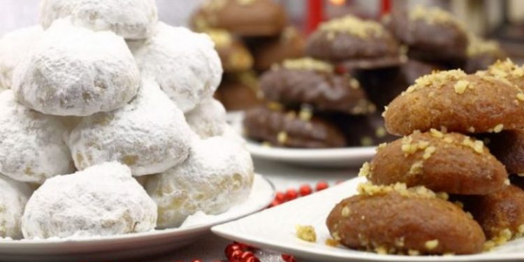 Alldaynews.gr Με πόσες θερμίδες μας φορτώνουν τα χριστουγεννιάτικα γλυκά