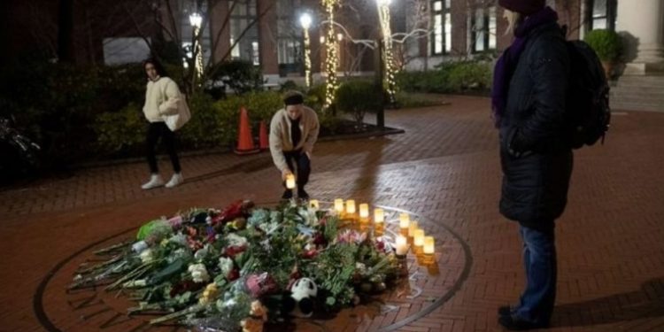 Alldaynews.gr Σοκ στις ΗΠΑ: Συνελήφθη 13χρονος για τη δολοφονία μιας φοιτήτριας με μαχαίρι!