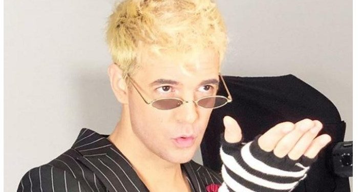 Alldaynews.gr Χαμός με τον Νίνο στο νυχτερινό κέντρο! Εκνευρισμένος σταμάτησε το τραγούδι και πέταξε το μικρόφωνο