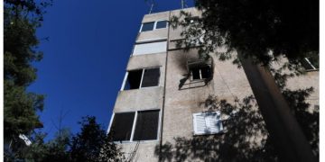 Alldaynews.gr Τραγωδία στη Βάρκιζα: Εκτός φυλακής η μητέρα του μωρού που απανθρακώθηκε