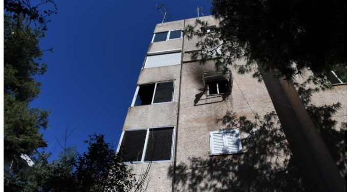 Alldaynews.gr Τραγωδία στη Βάρκιζα: Εκτός φυλακής η μητέρα του μωρού που απανθρακώθηκε