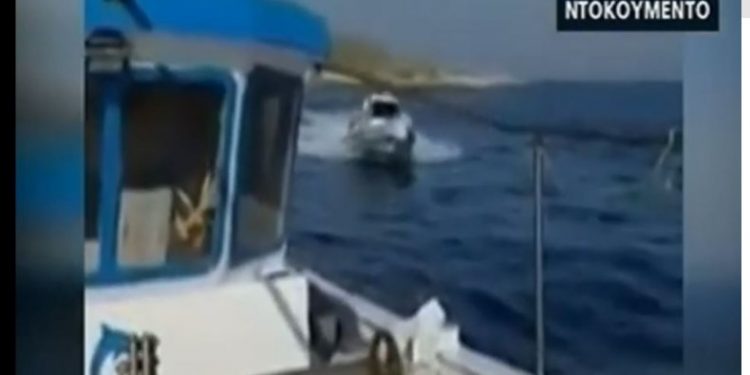 Ίμια: Σκάφος της τουρκικής ακτοφυλακής απείλησε να εμβολίσει Έλληνες ψαράδες[video]