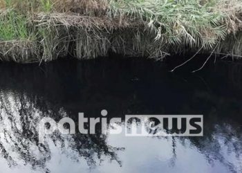 Πηνειός: Εφιαλτικές εικόνες – Μαύρος ο ποταμός, τεράστια οικολογική ρύπανση