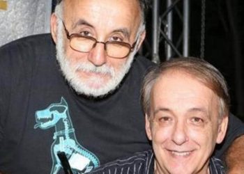 Συγκλονίζει ο Ανδρέας Μικρούτσικος με τον αποχαιρετισμό στον αδελφό του Θάνο