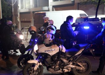 Άγρια καταδίωξη στο Χαϊδάρι: Ο οδηγός εμβόλισε τρία ΙΧ και διέφυγε πεζός