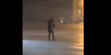 «Ούτε το πτώμα μου δεν θα έβρισκαν», λέει η γυναίκα που σώθηκε στην Κυλλήνη (vid)