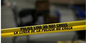 Alldaynews.gr Νέο Μυστήριο : Γυναίκα και δυο παιδιά νεκροί σε πεζοδρόμιο