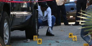 Alldaynews.gr Σοκ στο Μεξικό! Ένοπλοι δολοφόνησαν τέσσερις σερβιτόρες σε μπαρ – Τις πυροβόλησαν στο κεφάλι