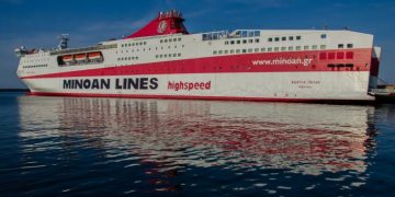 Alldaynews.gr Έσπασαν οι κάβοι του Φαιστός Παλάς – Προσέκρουσε σε λιμενοβραχίονα (Photo)