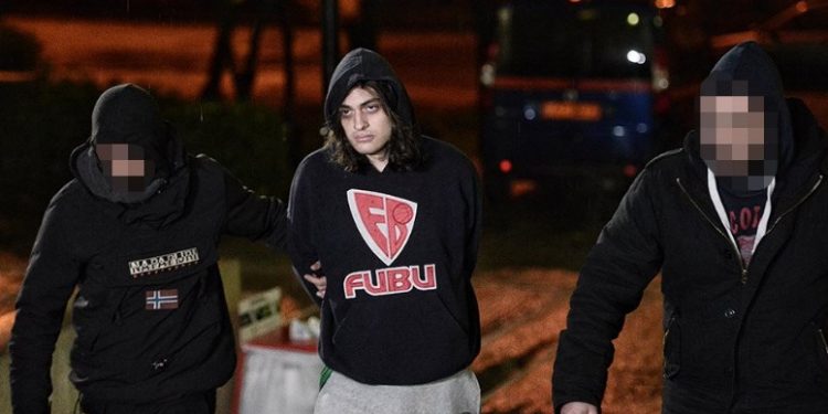 Αυτός είναι ο 21χρονος που Σκότωσε και πέταξε στα Σκουπίδια τον νονό του[photos]