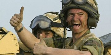 Alldaynews.gr Έκτακτο επίδομα 120 ευρώ σε όλο το προσωπικό των Ενόπλων Δυνάμεων!