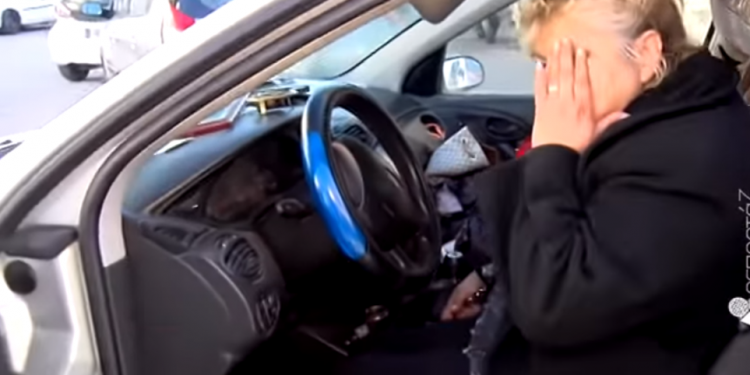 Alldaynews.gr Σοκαριστικό: Γυναίκα στο Ηράκλειο ζει εδώ και δύο χρόνια στο αμάξι της