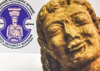 Πουλούσε Κούρο του 6ου π.Χ. για 500.000 ευρώ (Video)