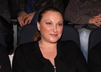 Απίστευτο! Αυτή είναι η αμοιβή της Ρένιας Λουιζίδου για το “Καφέ της Χαράς”!