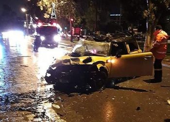 Τραγωδία στη Βούλα: Νεκρή 19χρονη – Σοβαρά τραυματισμένη 25χρονη (pics)