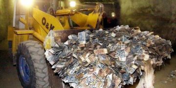 Γερμανία: Εκατοντάδες εκατομμύρια μάρκα ξεχασμένα σε υπόγεια και αυτοσχέδιες κρυψώνες – Πληρώνοντας με μάρκα στα H&M